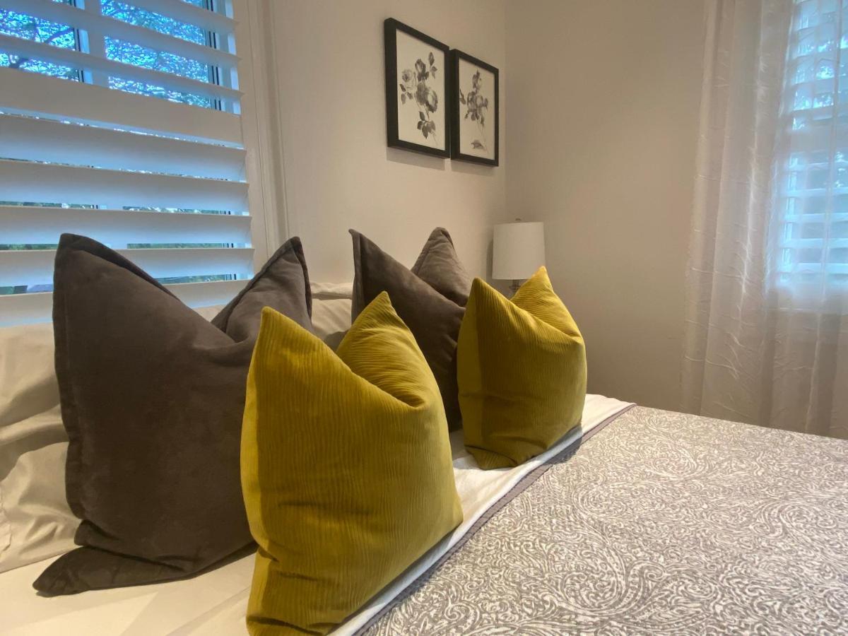 Clearbrooke Gem- Bright Private Bedroom Close To Yyz Toronto Zewnętrze zdjęcie
